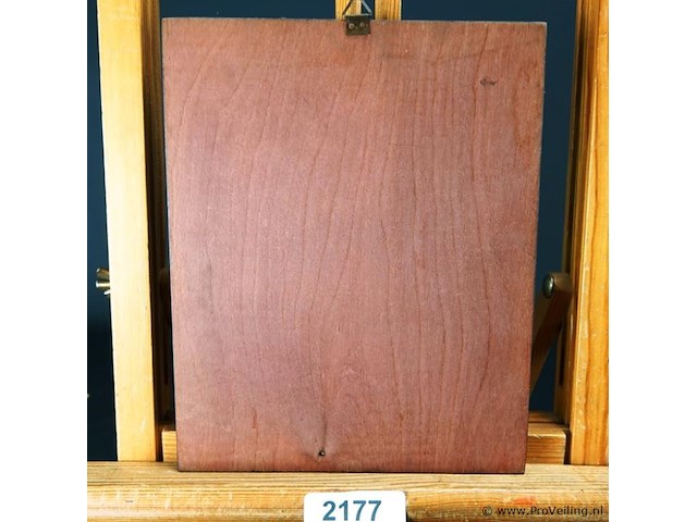 Religieuze voorstelling op plank - afbeelding 5 van  5