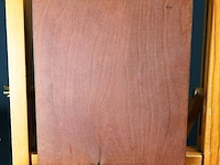 Religieuze voorstelling op plank - afbeelding 5 van  5