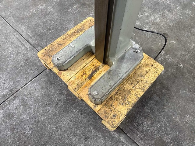 Rem - cylindrical grinding machine - afbeelding 6 van  9