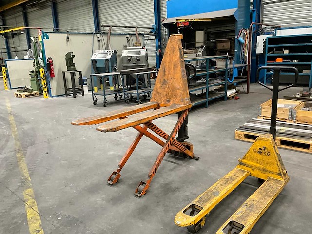 Rema hand hydraulische palletwagen - afbeelding 1 van  5
