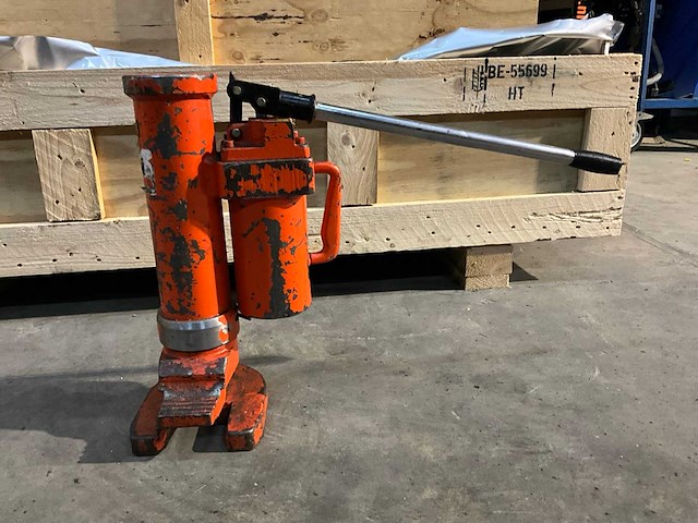 Rema handmatige hydraulische machinekruik - afbeelding 2 van  5