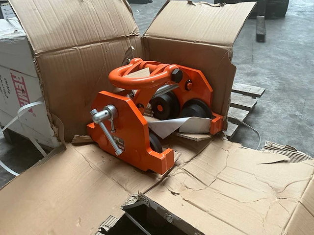 Rema select 50s spindel-loopkat 5000kg - afbeelding 1 van  5