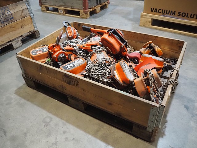 Rema - afbeelding 11 van  16