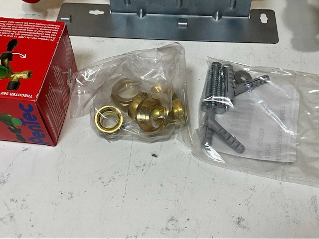 Remeha aansluitbeugel avanta uitgebreid - afbeelding 5 van  9