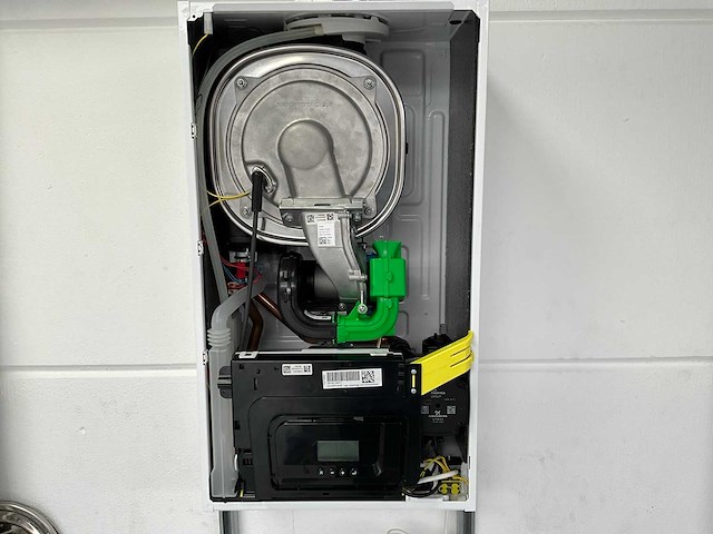 Remeha avanta ace 28c hr cv-ketel cw4 met rvs buis - afbeelding 7 van  11