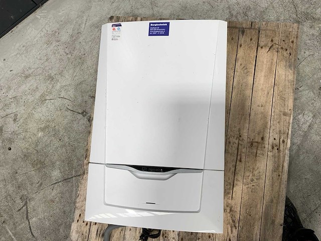Remeha calenta ace 40c combi cv-ketel - afbeelding 3 van  5
