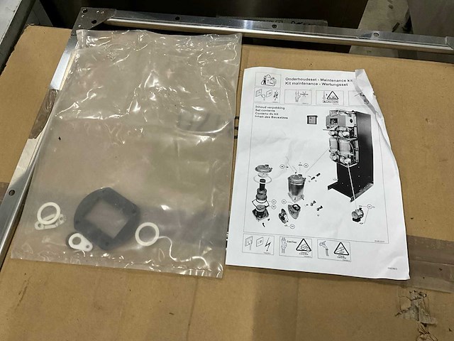 Remeha cwh 120/300 direct gestookte gas boiler - afbeelding 10 van  11