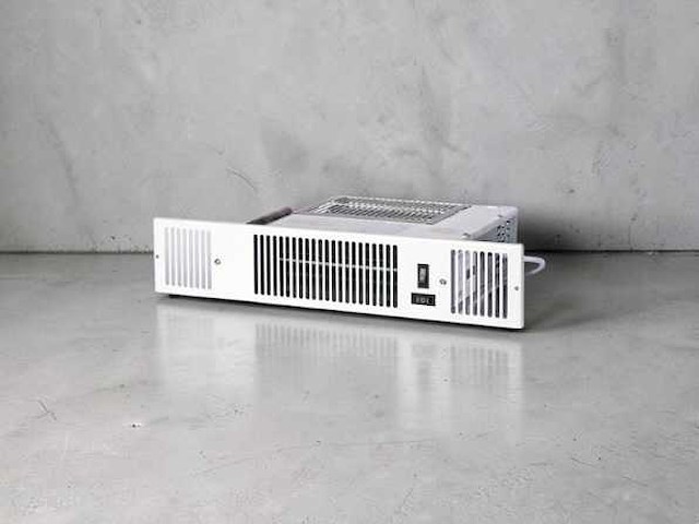 Remeha kickspace 500 plintverwarming - afbeelding 1 van  5