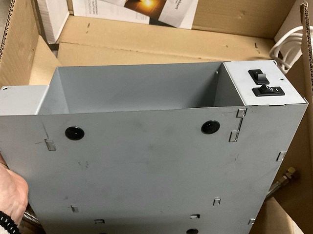 Remeha kickspace ks-500-g plintverwarming zonder grille - afbeelding 3 van  4