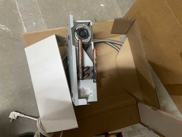 Remeha kickspace ks-500-g plintverwarming zonder grille - afbeelding 4 van  4