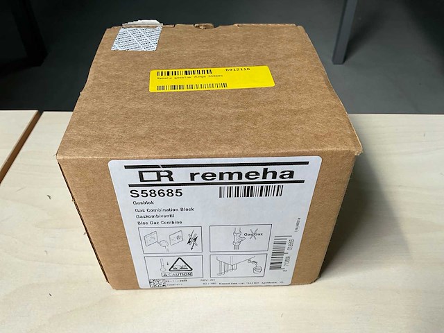 Remeha s58685 gasblok - afbeelding 2 van  2