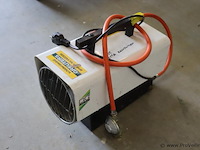 Remko pg 12 / 12 e propaangas-verwarmingsautomaat - afbeelding 1 van  5