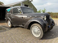 Renault - 1960 - juvaquatre - dauphinoise - oldtimer