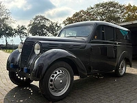 Renault - 1960 - juvaquatre - dauphinoise - oldtimer - afbeelding 23 van  28