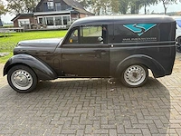 Renault - 1960 - juvaquatre - dauphinoise - oldtimer - afbeelding 25 van  28