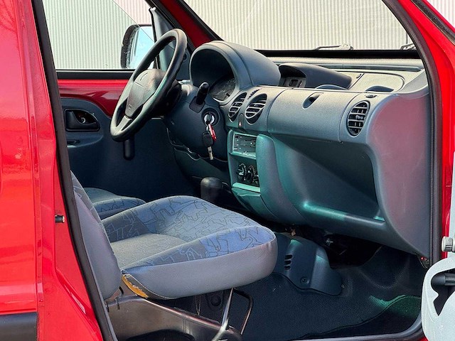 Renault - 1999 - kangoo - 1.4 rn - zl-fz-83 - invalide auto - afbeelding 6 van  14