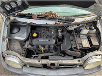 Renault - 2002 - twingo - 1.2 hélios - personenauto - afbeelding 9 van  11