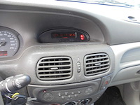 Renault - 2003 - scénic - 1.6-16v authentique - 88-lv-ng - afbeelding 3 van  12