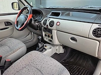 Renault - 2004 - kangoo - 1.2 authentique - 54-nr-hp - afbeelding 20 van  24