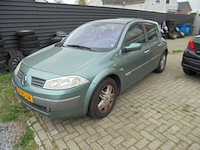 Renault - 2004 - mégane - 1.6-16v priv.luxe - 31-ns-vr - afbeelding 1 van  6