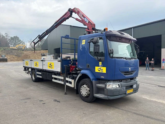 Renault - 2004 - midlum 220-18 - vrachtwagen - afbeelding 1 van  24