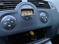 Renault - 2004 - scénic - 2.0-16v expr.comf. - 97-pd-vg - afbeelding 12 van  14