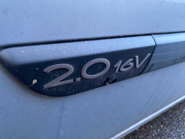 Renault - 2004 - scénic - 2.0-16v expr.comf. - 97-pd-vg - afbeelding 9 van  22