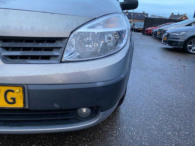 Renault - 2004 - scénic - 2.0-16v expr.comf. - 97-pd-vg - afbeelding 13 van  22