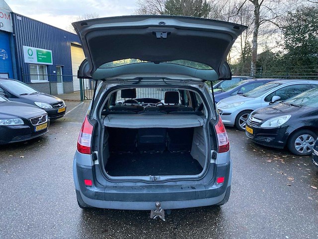 Renault - 2004 - scénic - 2.0-16v expr.comf. - 97-pd-vg - afbeelding 15 van  22