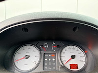 Renault - 2005 - kangoo - benzine nap airco - personenauto - afbeelding 5 van  14