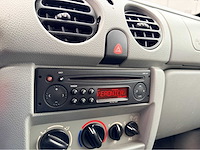 Renault - 2005 - kangoo - benzine nap airco - personenauto - afbeelding 6 van  14