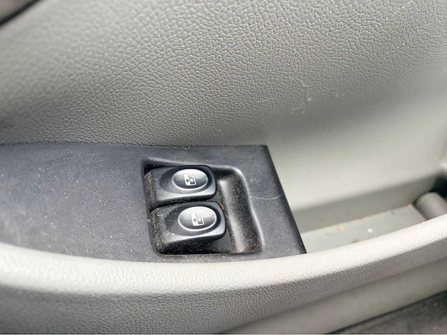 Renault - 2005 - kangoo - benzine nap airco - personenauto - afbeelding 10 van  18