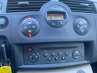 Renault - 2006 - grand scénic - 1.6-16v expr.comf. - 37-sj-xd - afbeelding 5 van  30