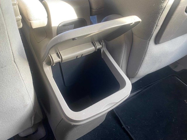 Renault - 2006 - grand scénic - 1.6-16v expr.comf. - 37-sj-xd - afbeelding 7 van  30