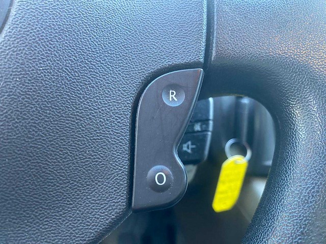 Renault - 2006 - grand scénic - 1.6-16v expr.comf. - 37-sj-xd - afbeelding 11 van  30