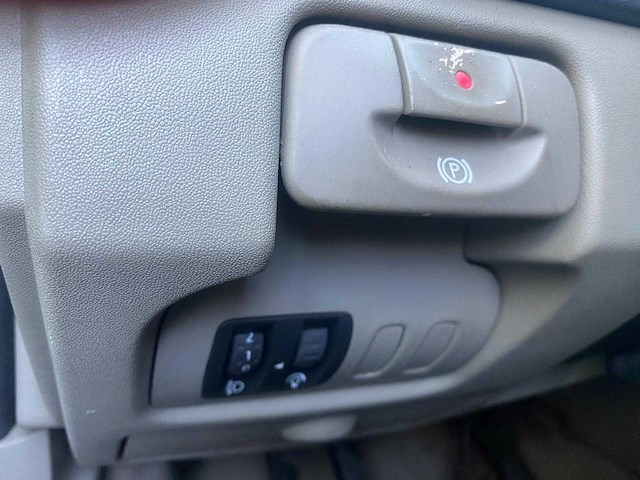 Renault - 2006 - grand scénic - 1.6-16v expr.comf. - 37-sj-xd - afbeelding 17 van  30