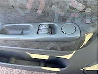 Renault - 2006 - twingo - 1.2 authentique - 47-st-rv - afbeelding 2 van  10