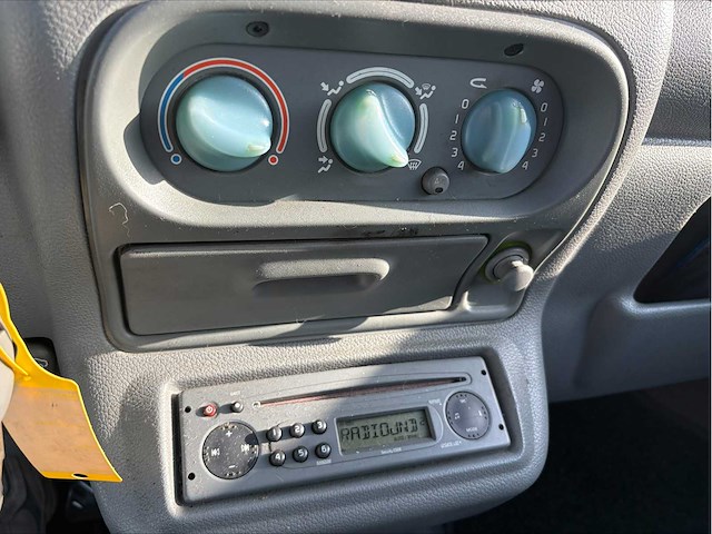 Renault - 2006 - twingo - 1.2 authentique - 47-st-rv - afbeelding 8 van  10