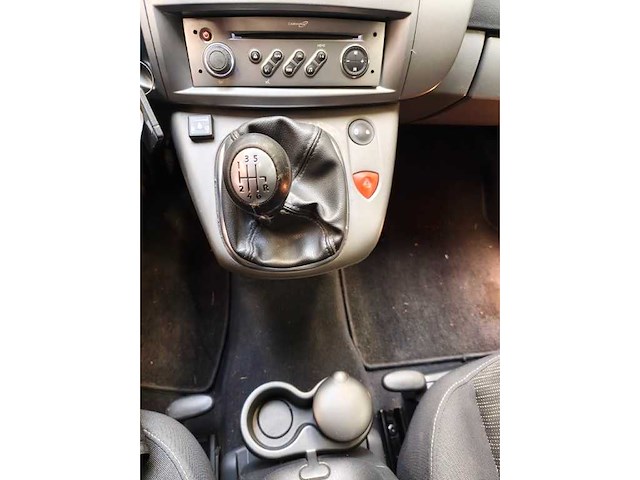 Renault - 2007 - grand scénic - 2.0-16v tech line lpg/g3 - 16-xl-sb - afbeelding 4 van  7
