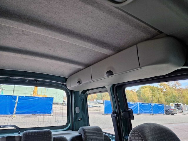 Renault - 2007 - kangoo - 1.6-16v 4x4 privil. - 08-xj-ns - afbeelding 17 van  26