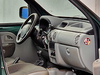 Renault - 2007 - kangoo - 1.6-16v 4x4 privil. - 08-xj-ns - afbeelding 18 van  26
