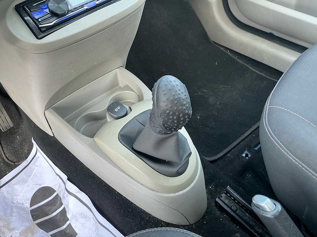 Renault - 2007 - twingo - 1.2 tce gt - personenauto (gp-035-g) - afbeelding 4 van  23