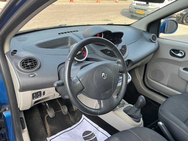 Renault - 2007 - twingo - 1.2 tce gt - personenauto (gp-035-g) - afbeelding 23 van  23