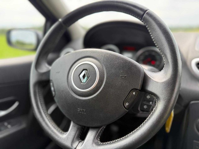 Renault - 2008 - clio estate - 1.2 tce dynamique - personenauto - 40-gsx-1 - afbeelding 2 van  13