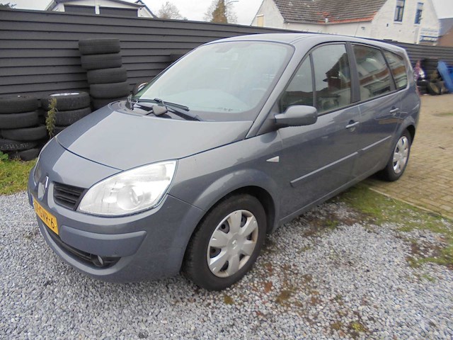 Renault - 2008 - grand scénic - 2.0-16v business l. automaat - 17-gvr-6 - afbeelding 1 van  14