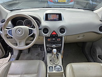Renault - 2008 - koleos - 2.5 privilège 4wd - personenauto - afbeelding 3 van  18