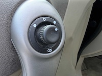 Renault - 2008 - koleos - 2.5 privilège 4wd - personenauto - afbeelding 16 van  18