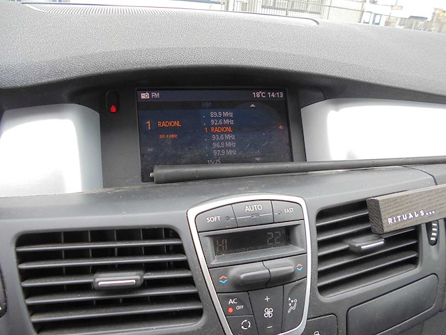 Renault - 2008 - laguna estate - 2.0 dci dynamique - 68-zp-zl - afbeelding 4 van  14