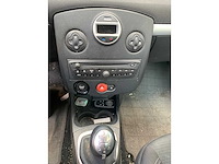 Renault - 2009 - clio - 1.2 tce dynamique - 83-jxr-2 - afbeelding 2 van  15