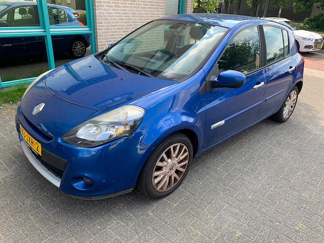 Renault - 2009 - clio - 1.2 tce dynamique - 83-jxr-2 - afbeelding 1 van  15
